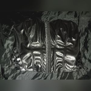 Stretchy black zipper faux leather corset